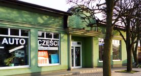 Sklep motoryzacyjny Atro - wejście